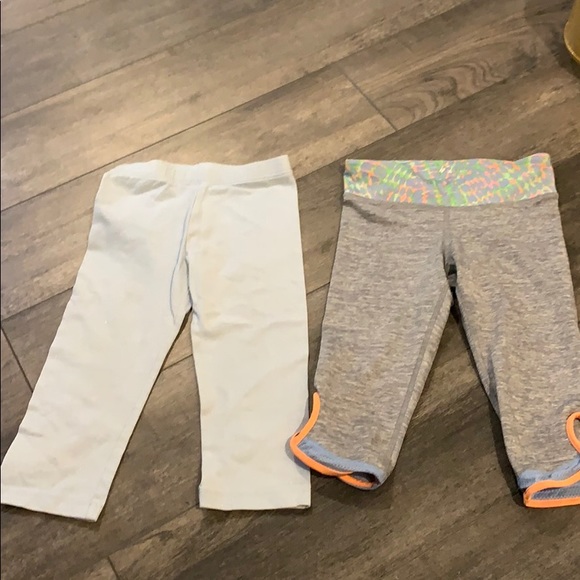 Old navy capris - Picture 1 of 5